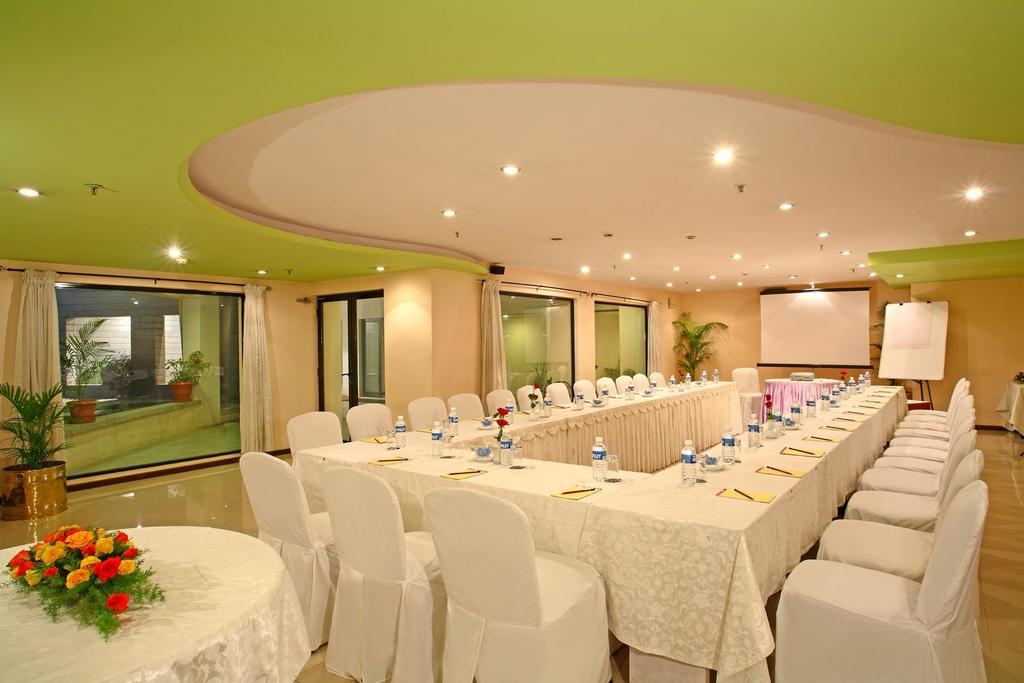 Halcyon Hotel Residences Koramangala - Bangalore Exterior photo